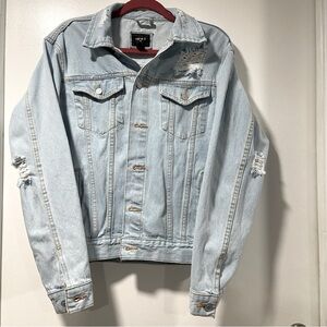 Forever 21 Men's Distressed Blue Denim Trucker Jacket Size Medium Button Up
